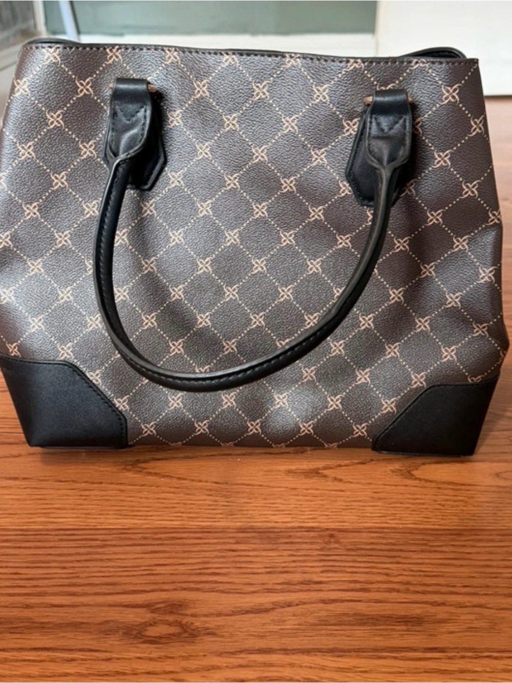 Stylish Black Patterned Women's Messenger Bag